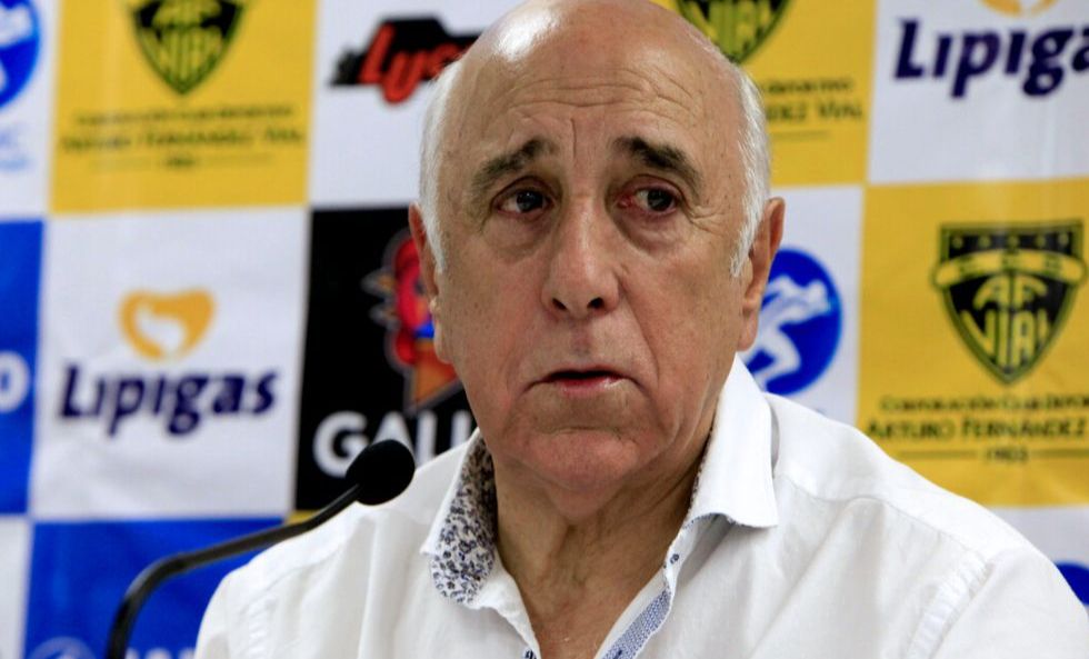 Nelson Acosta se encuentra estabilizado tras ingresar a urgencia