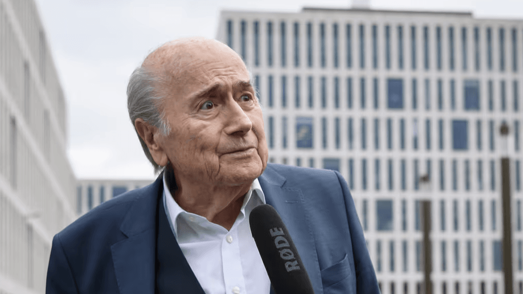 Blatter destroza a Infantino por el caso Balogun