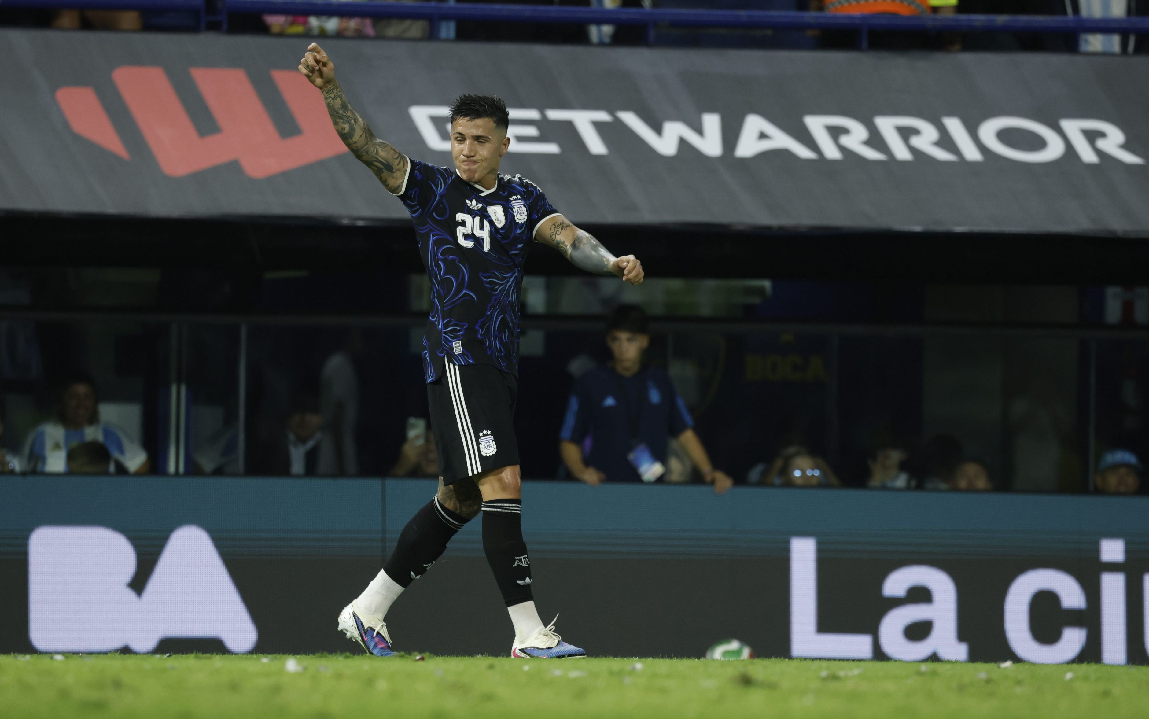 Argentino Enzo Fernández apartado del Chelsea por hablar de más