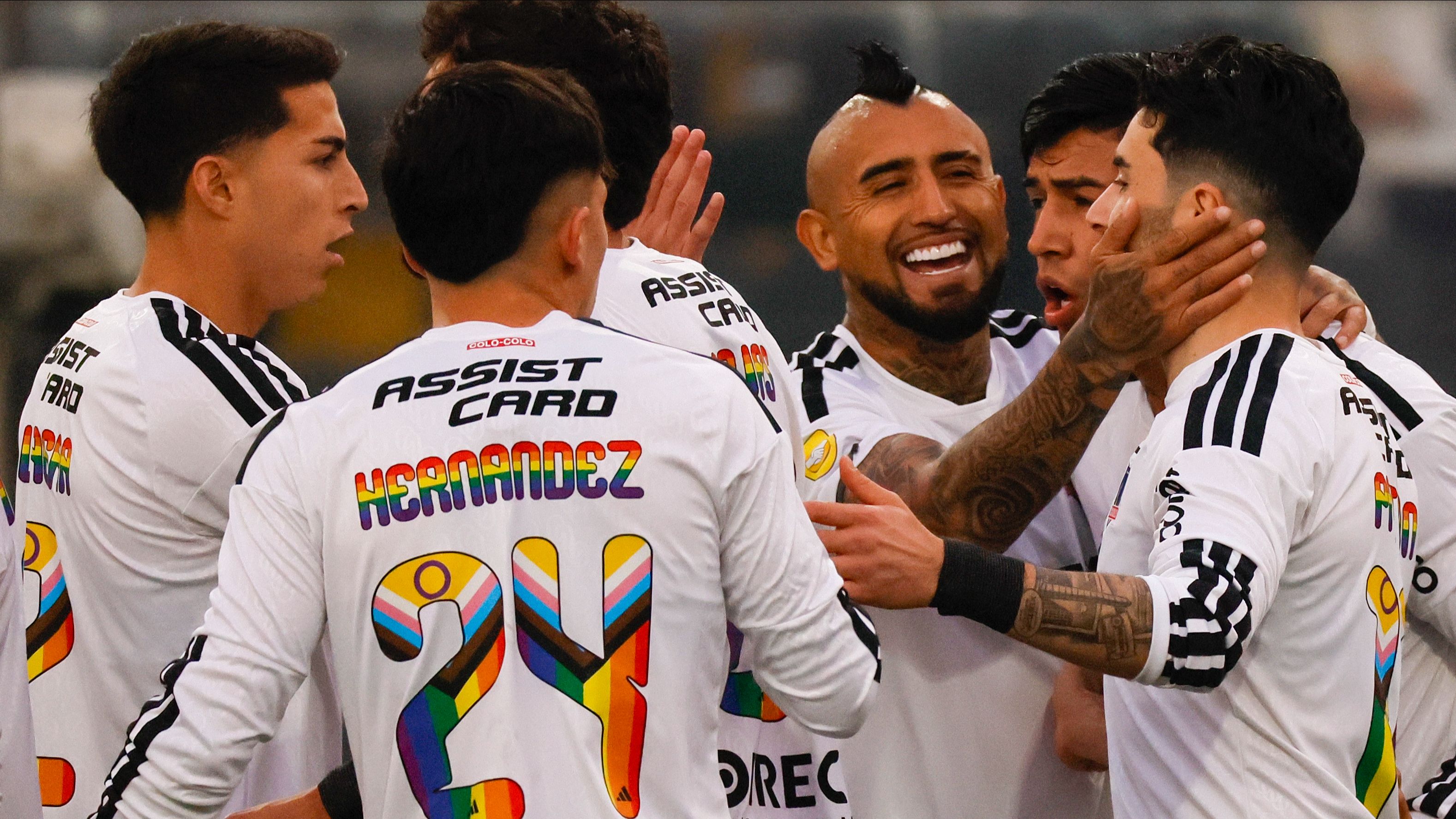 Colo Colo aplasta a Cobresal y saca una ventaja casi definitiva