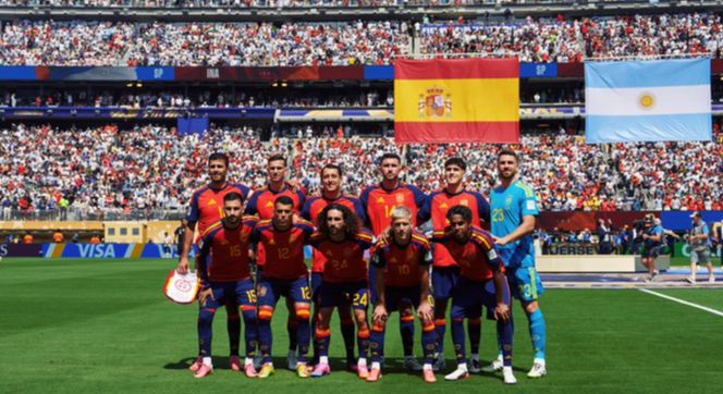 España:El campeón y su recorrido desde el arco hasta el área