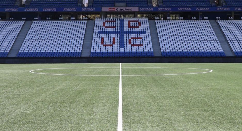 En Católica vinculan el bajo rendimiento a no acostumbrarse a la cancha