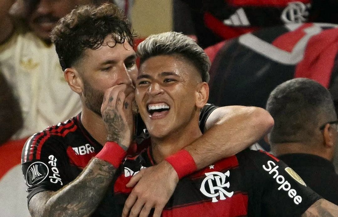 Flamengo ganó a Racing por un VAR de diferencia