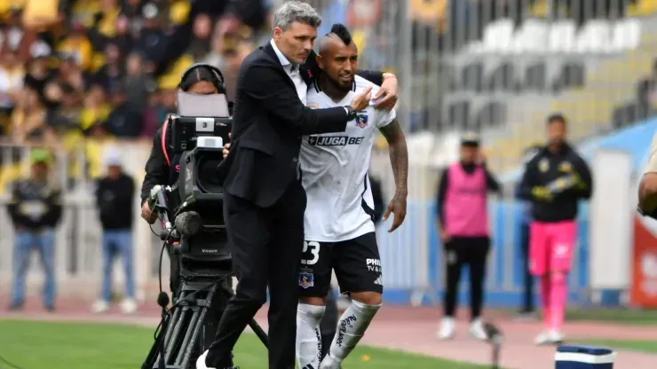 Arturo Vidal repetirá como líbero: la probable formación de Colo Colo ante Alianza Lima