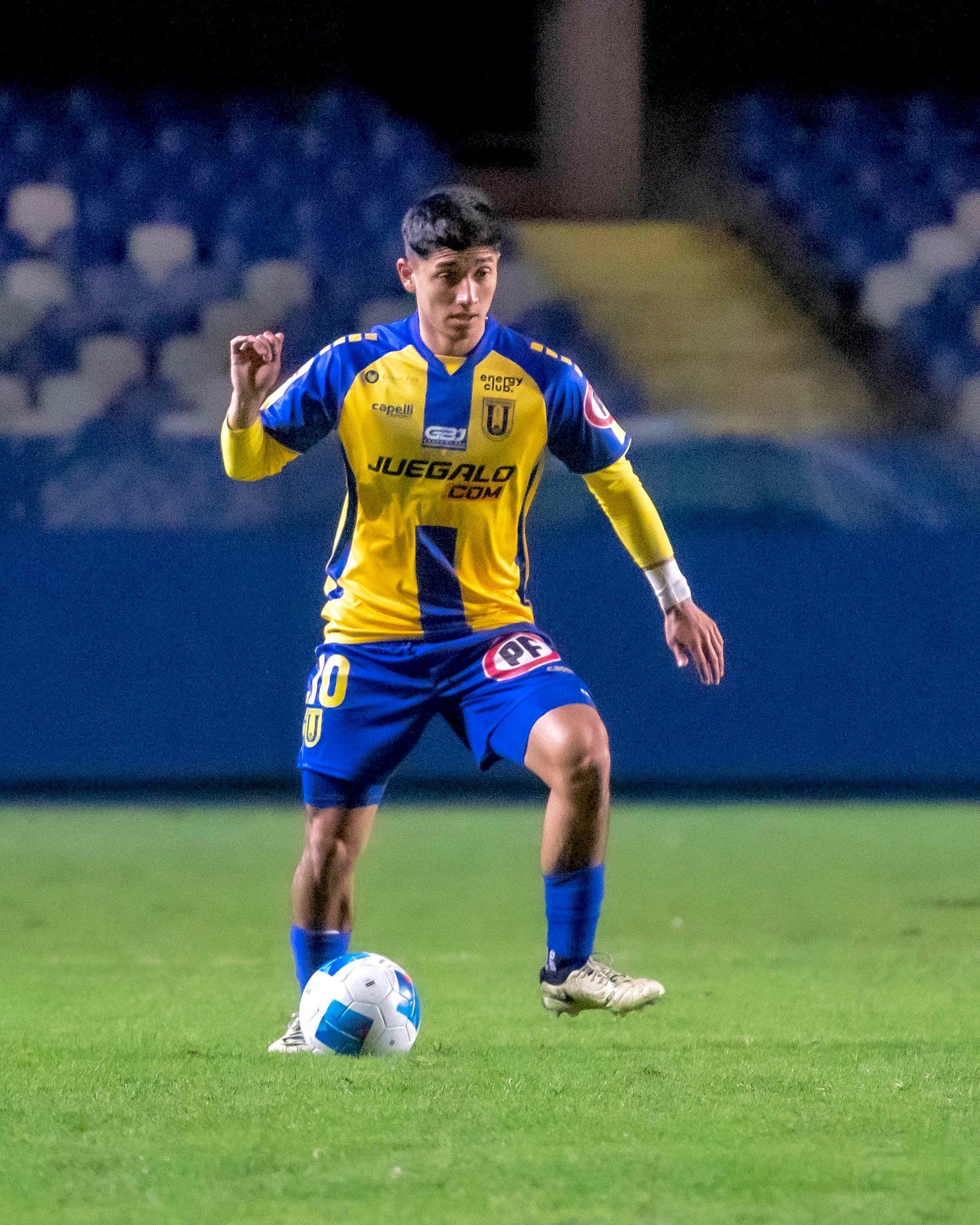 La Liga de Ascenso entra a tierra derecha.