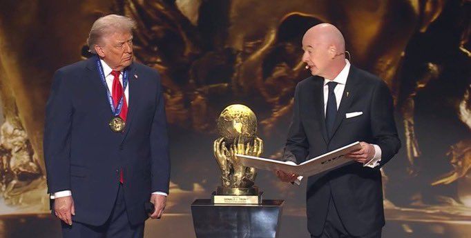 El premio "FIFA de la PAZ", fue hecho según exigencias muy específicas de Donald Trump