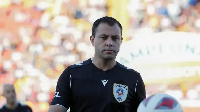 Diego Flores: el árbitro del clásico universitario con el que la U nunca perdió 