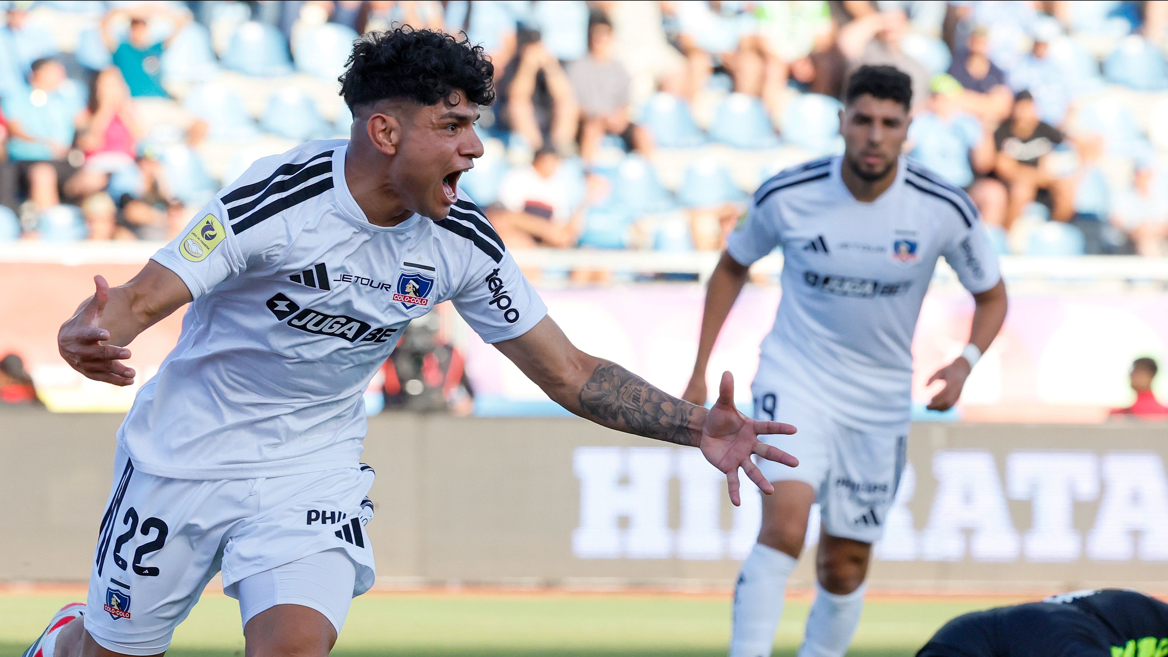 Colo Colo: tres al hilo para llegar a la cima