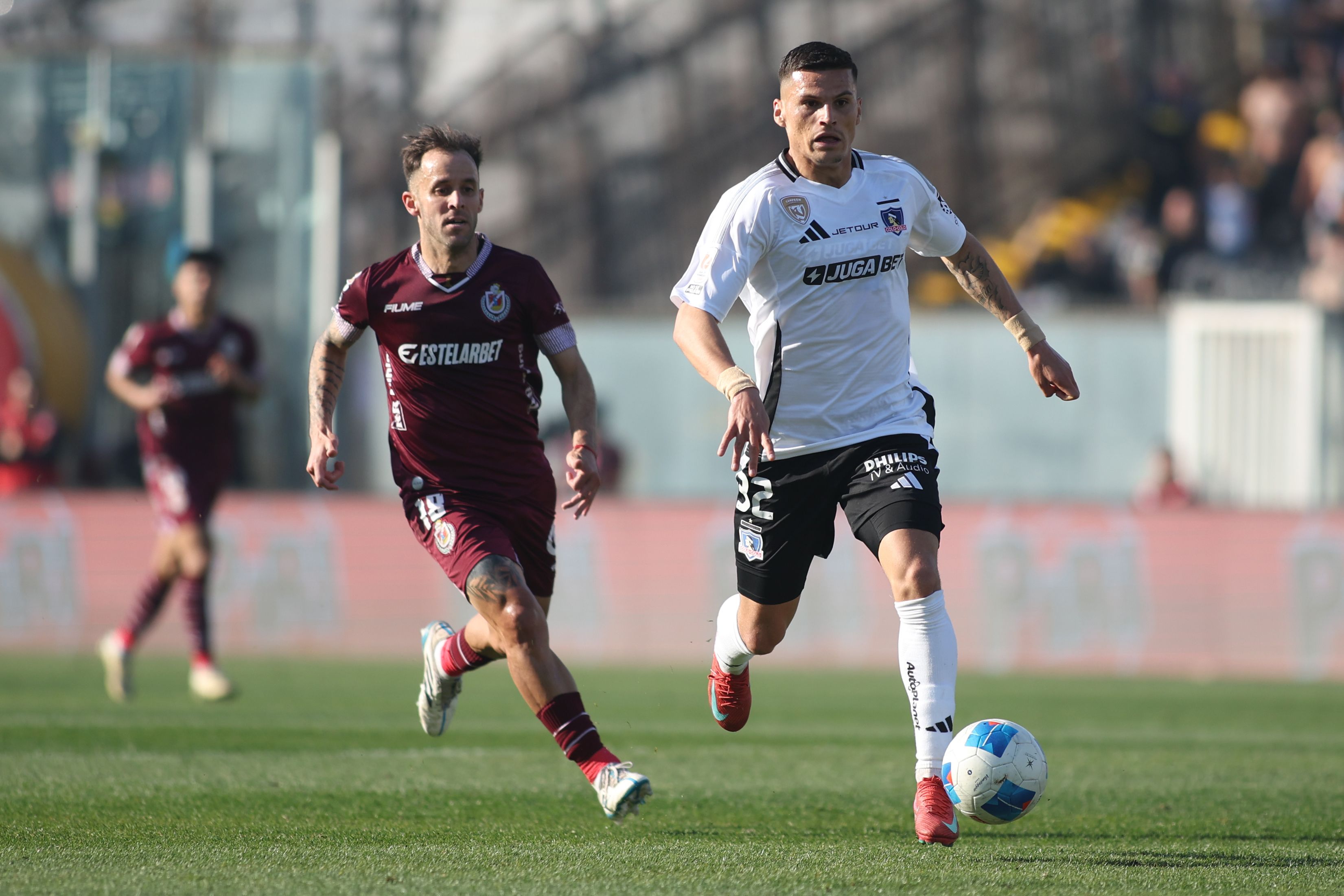 Blanco y Negro aprueba la venta de Lucas Cepeda al Elche de España