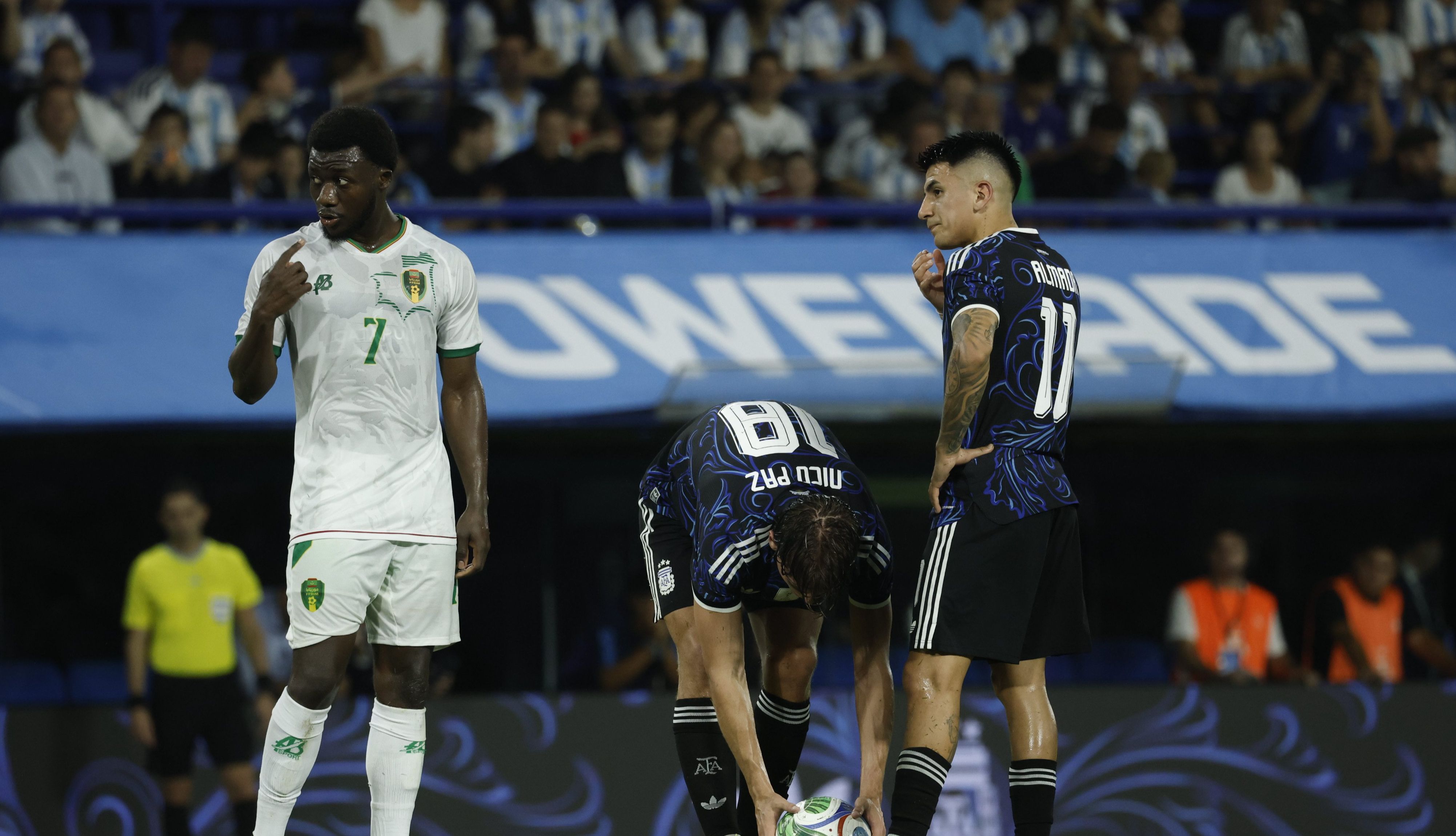 Fuertes críticas para Argentina tras el triunfo sobre Mauritania