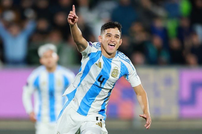 Argentina rumbo al título: 1-0 sobre Italia