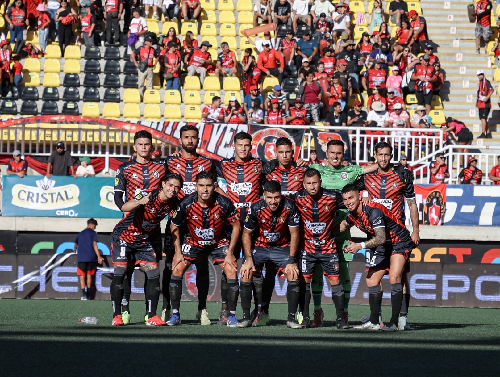 Limache vuelve a ser líder tras golear a U Calera
