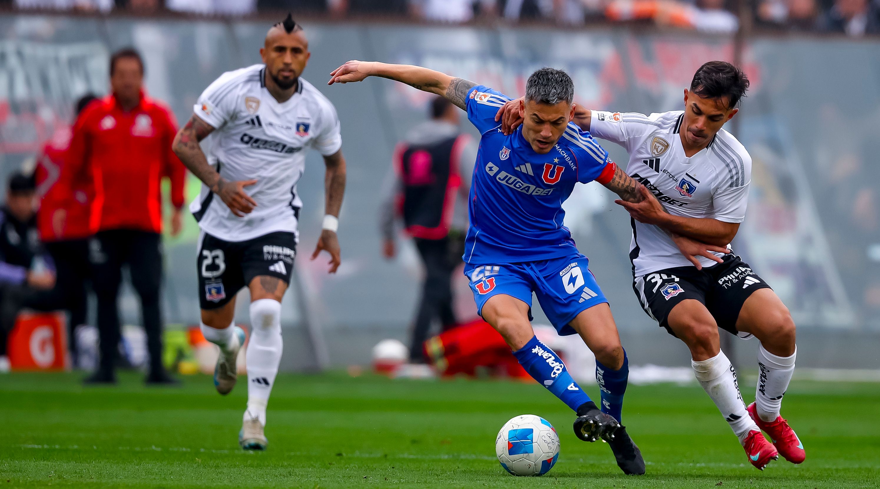 Con Vidal de titular: Así prepara Colo Colo su regreso a las canchas