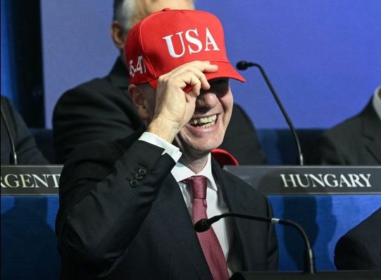 COI investigará a Infantino por su alianza con Trump