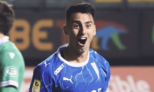 U Católica supera al Audax en guerra de goles en La Florida