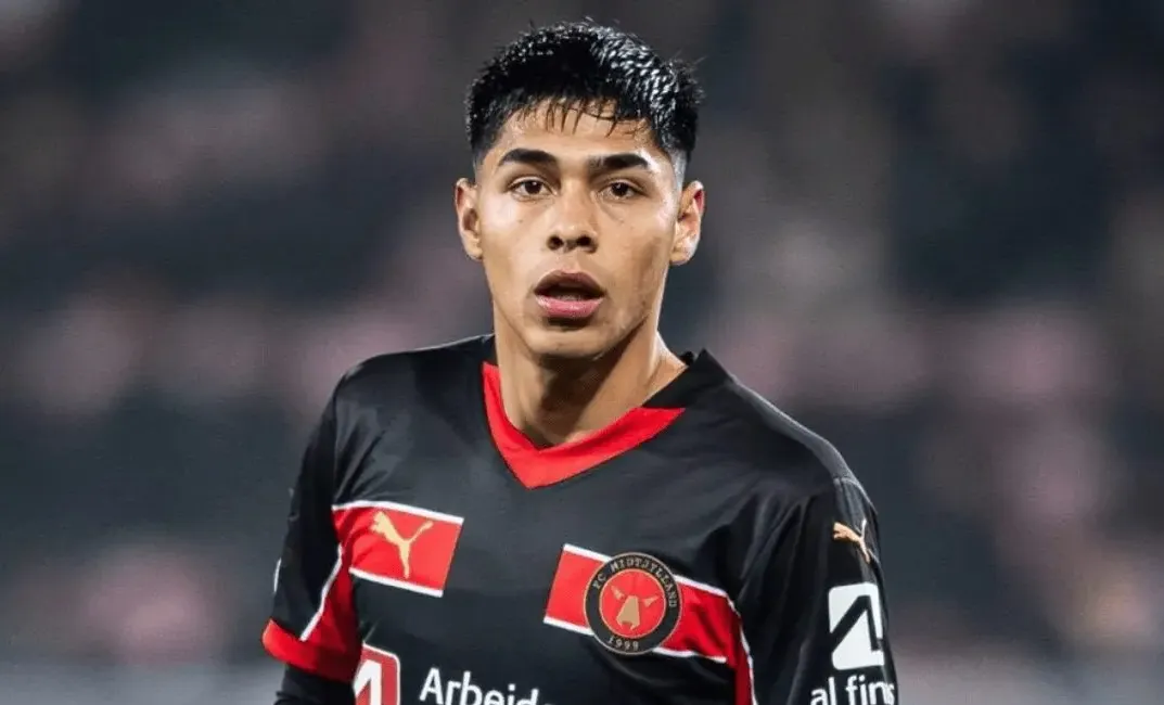 Osorio aportó una asistencia en triunfazo del Midtjylland en Inglaterra