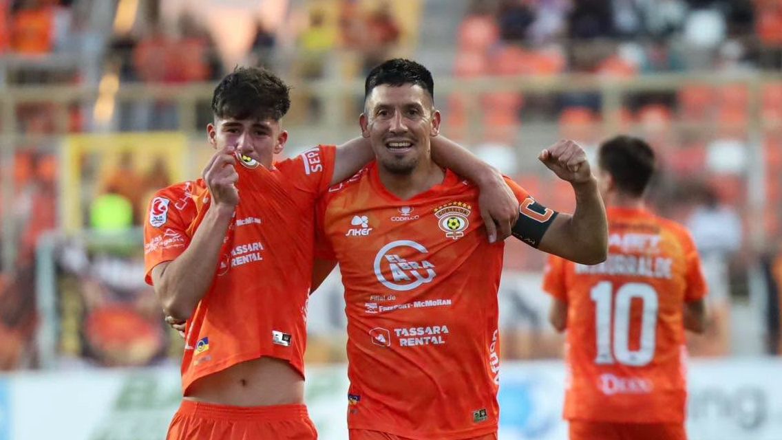 Cobreloa sufre para ganar a Santa Cruz y mantenerse como líder