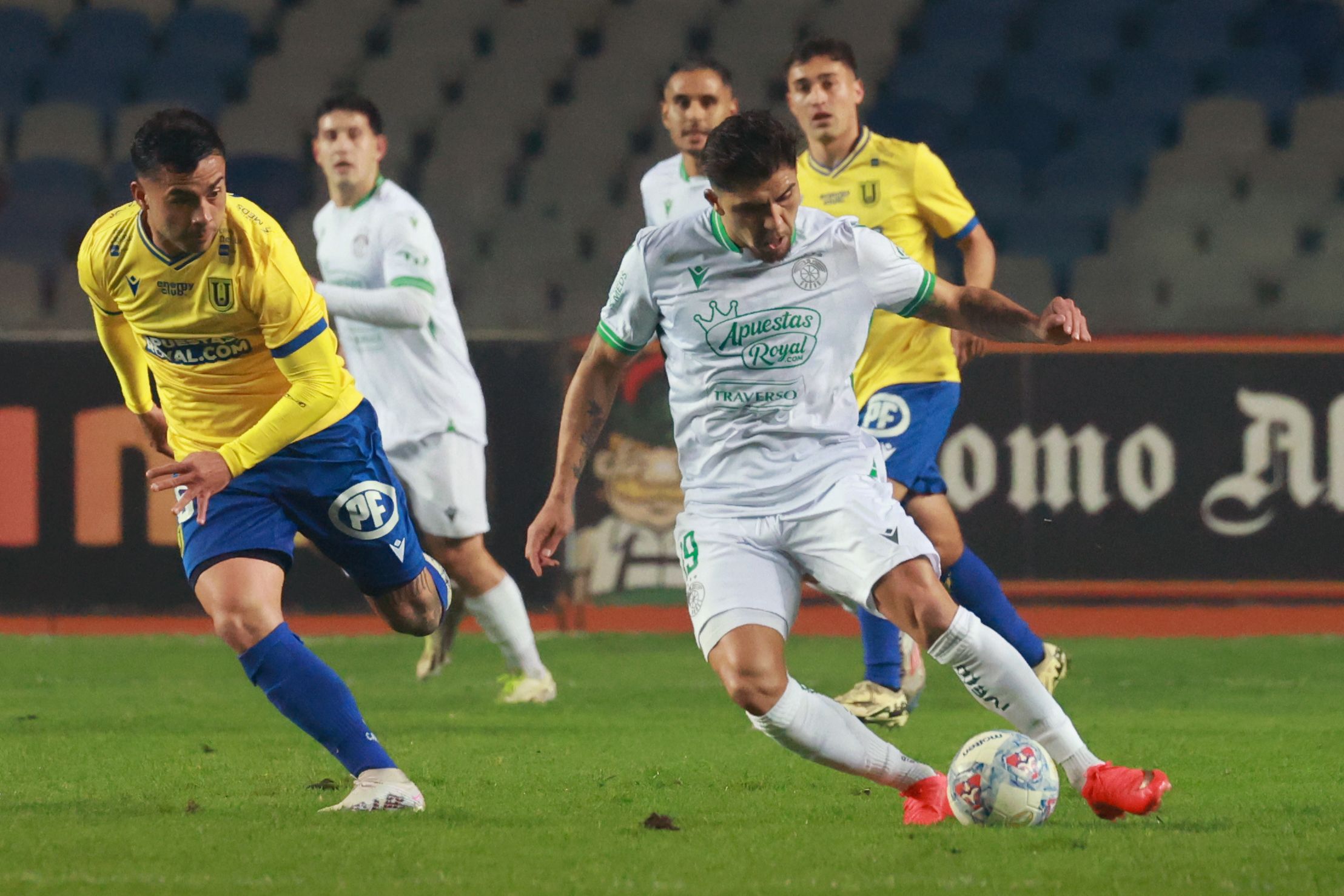 Audax zafó en el barro: 1-0 sobre la U de Conce