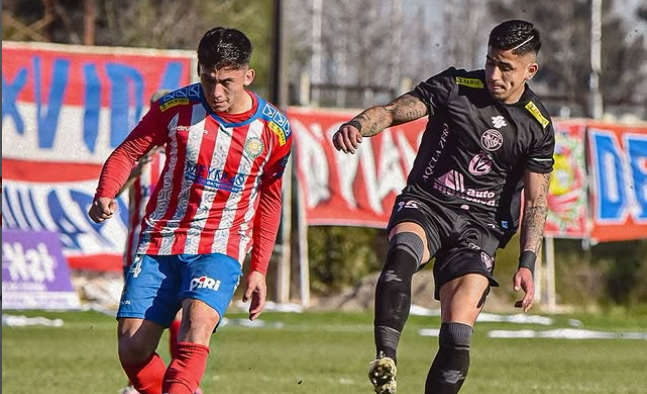 Segunda División:Linares empata y sigue como líder