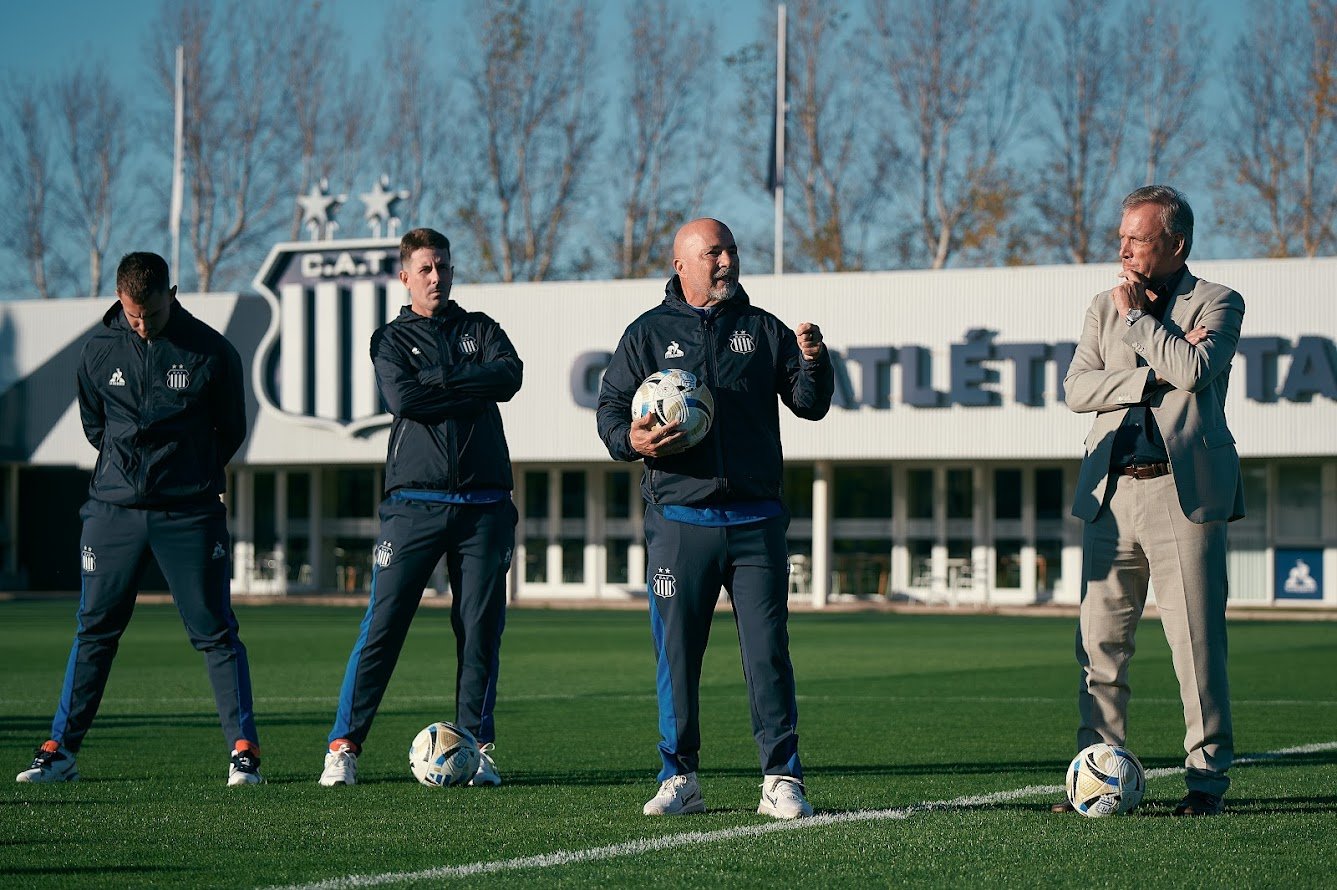 Sampaoli es cesado como entrenador de Talleres de Córdoba