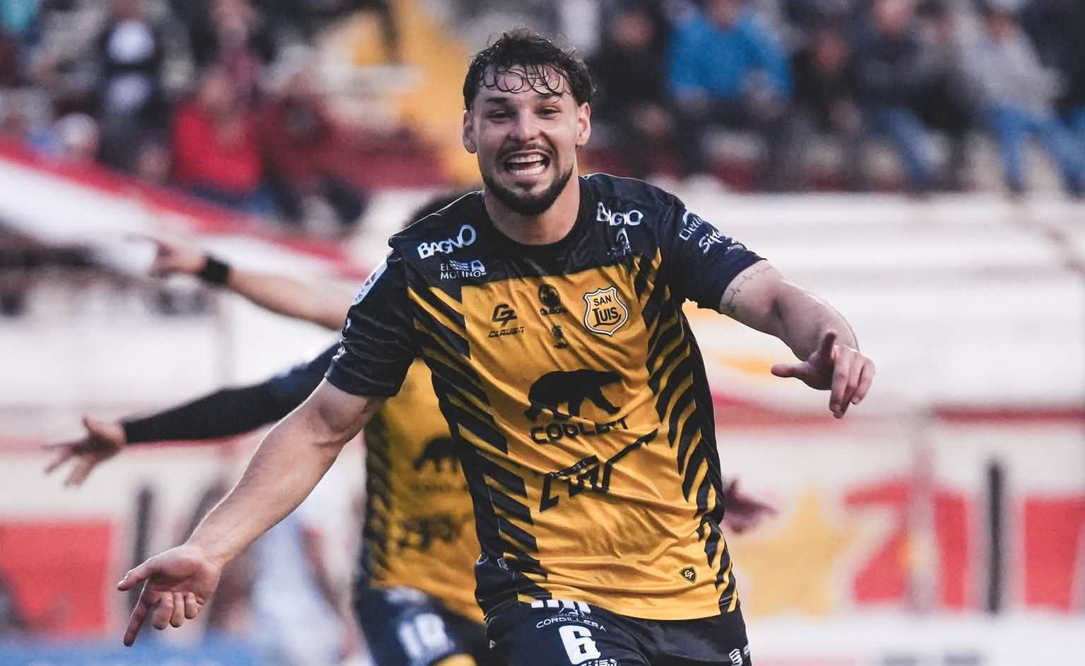 San Luis gana con lo justo y se mete en carrera por el título